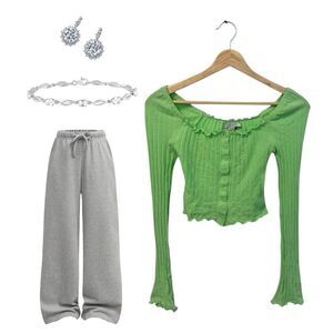 Urban Outfitters Mint Ribbed Lettuce Edge Crop Top Women's Small NWT